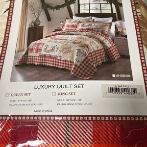 Festive Red Plaid Quilt Set